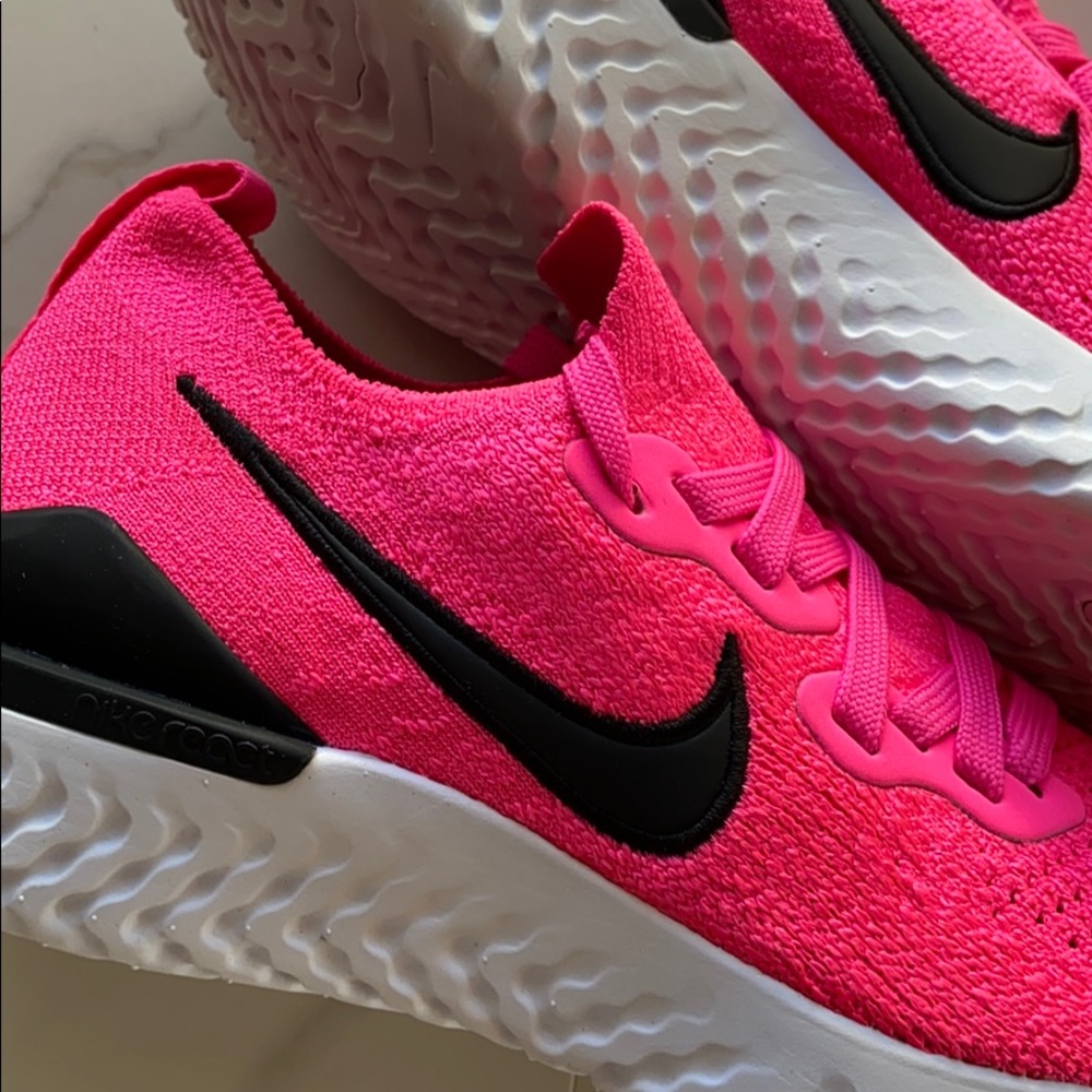 NWT Nike Epic React flyknit 2 running shoes - Picture 7 of 8